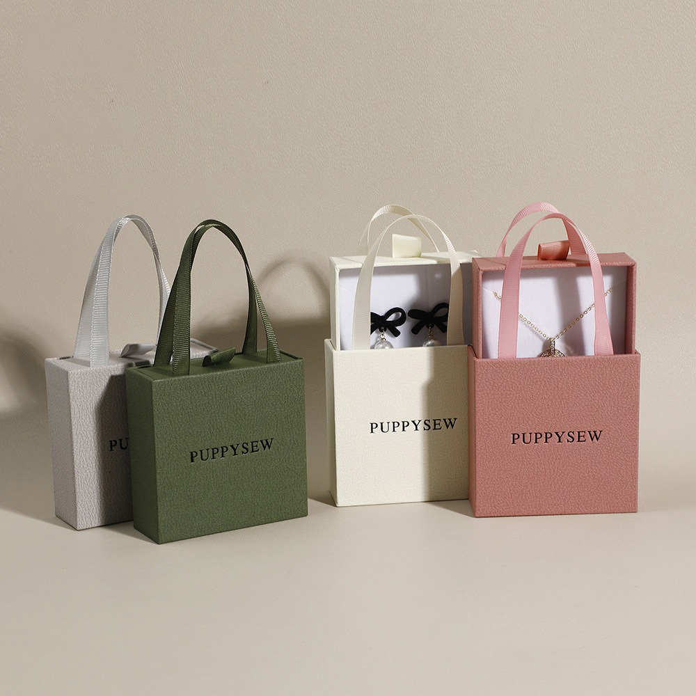 Customize Logo Portable Handheld Gift Packaging Box Bracelet Ring Earrings Paper Box Drawer Sliding Satin Jewelry Gift Box