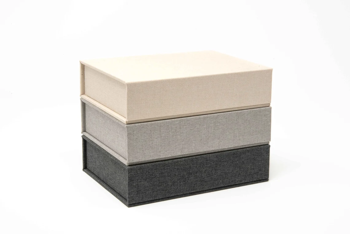 Linen Gift Boxes with Your Own logo Printed Cardboard Gift Boxes with Ribbon Paper Rigid Gift Boxes