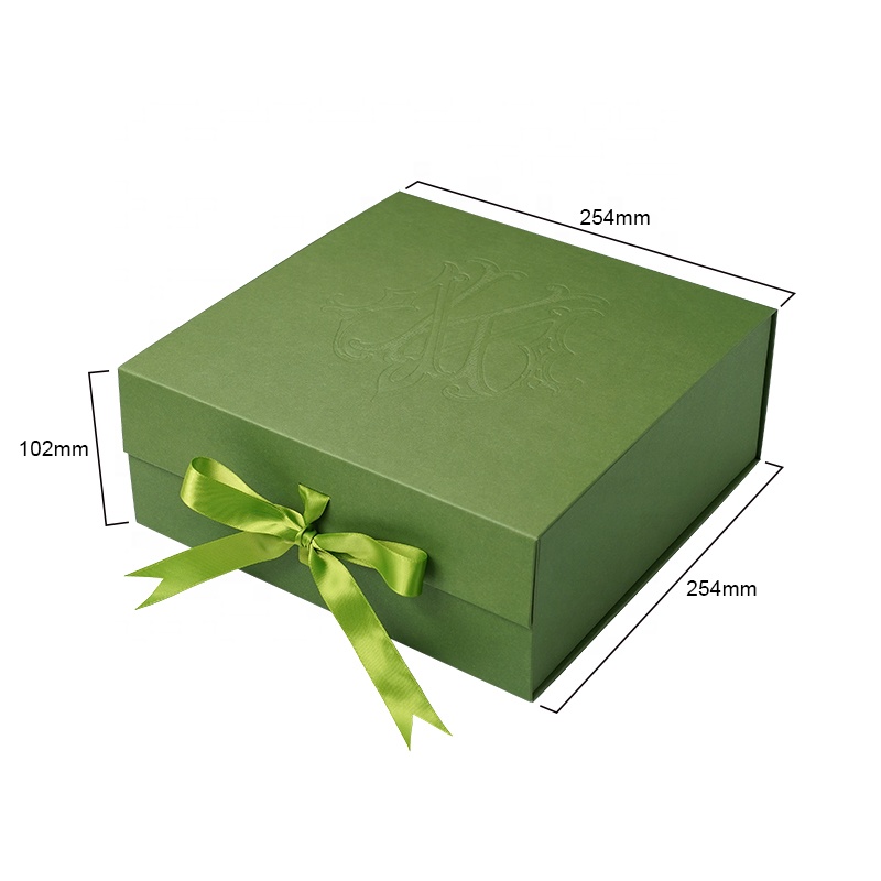 Luxury Green Flap Lid Packaging Rigid Cardboard Custom Folding Boxes Magnetic Closure Gift Box With Ribbon