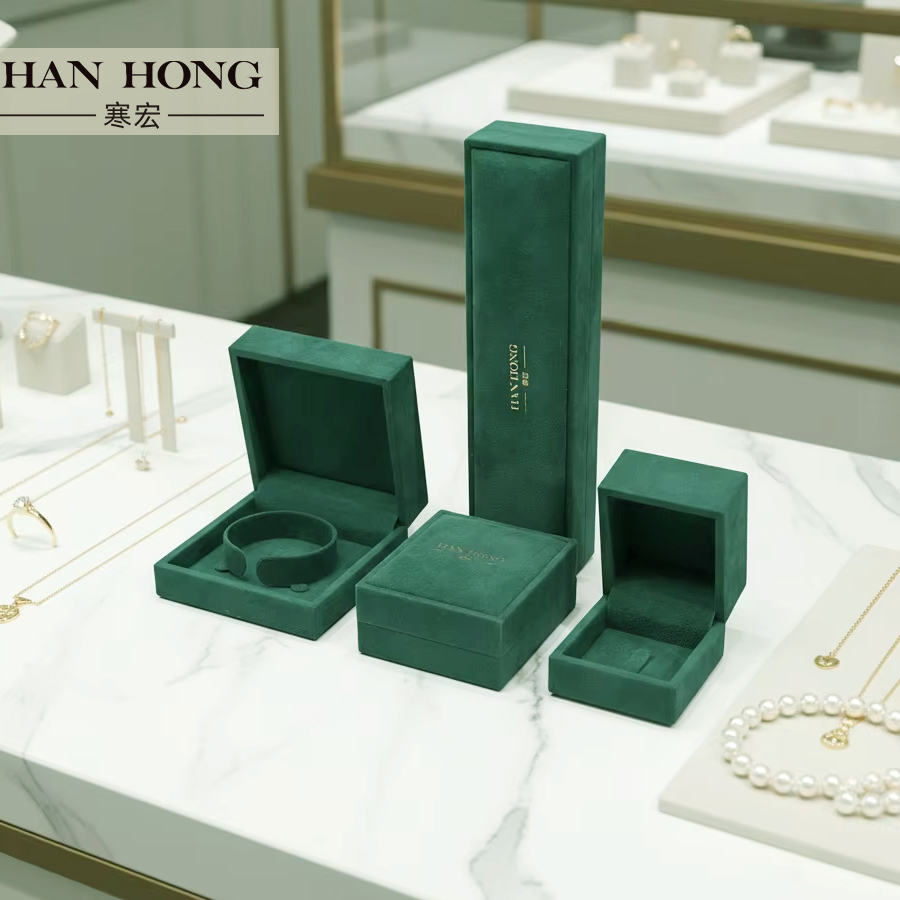 Wholesale Luxury Necklace Bracelet Earring Ring Packaging Jewellery Set Box Custom logo Premium Velvet Green Jewelry Box
