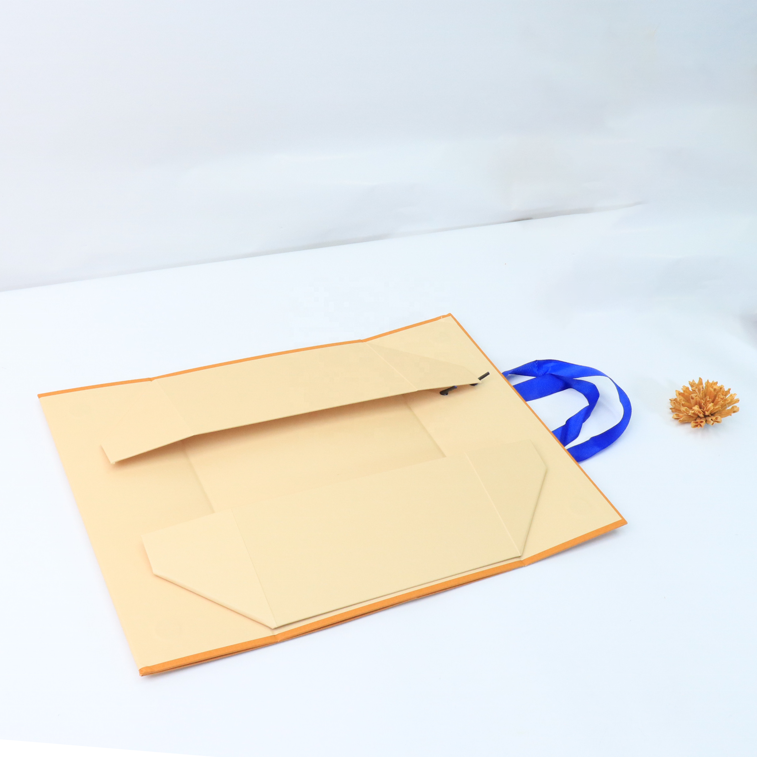 Custom Printed Luxury Foldable Book-Style Magnetic Gift Box with Matt Lamination Multi-Color Options
