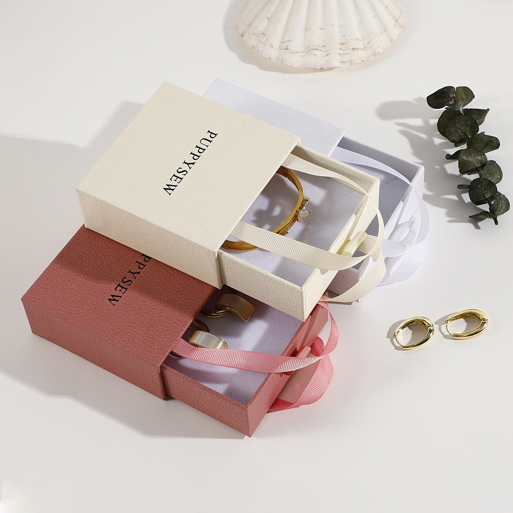 Customize Logo Portable Handheld Gift Packaging Box Bracelet Ring Earrings Paper Box Drawer Sliding Satin Jewelry Gift Box