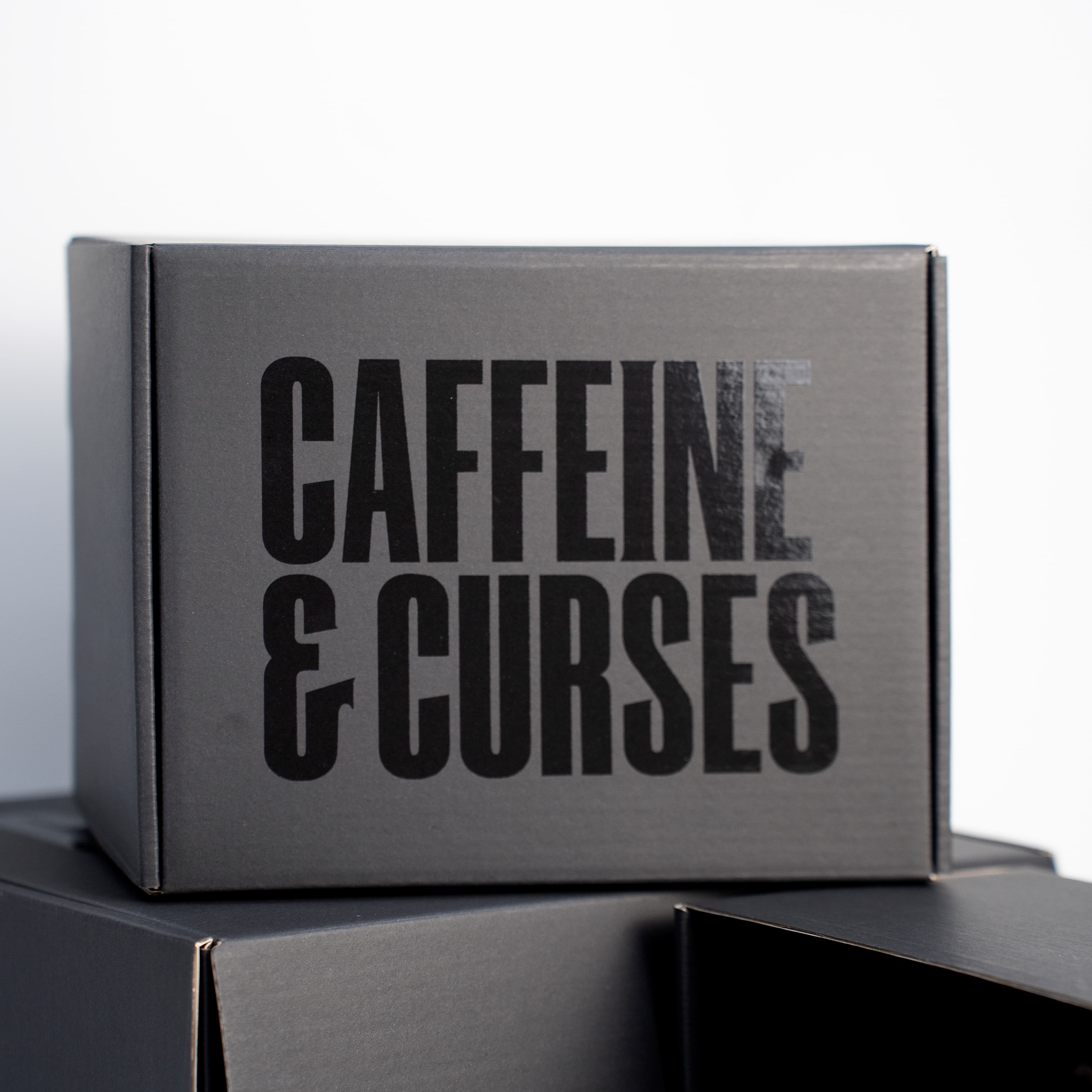 High Quality Black Recyclable Shipping Boxes Wholesale Price Shipping Box Custom Print Paper Board Mailer Express Packaging Box