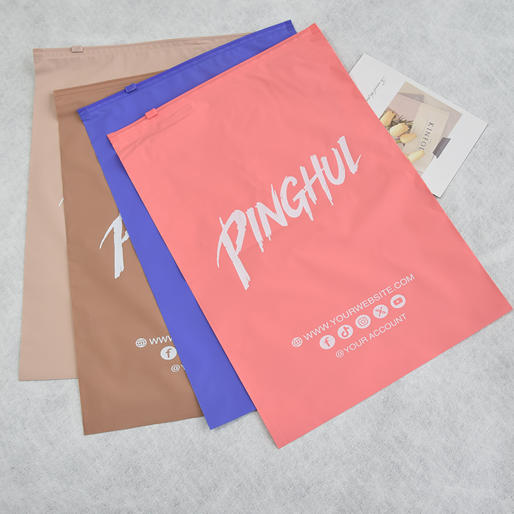 Custom Matte/frosted Biodegradable Plastic Packaging Zipper Bags,T Shirt Swimwear Zip Lock Clothing Bags With Logo