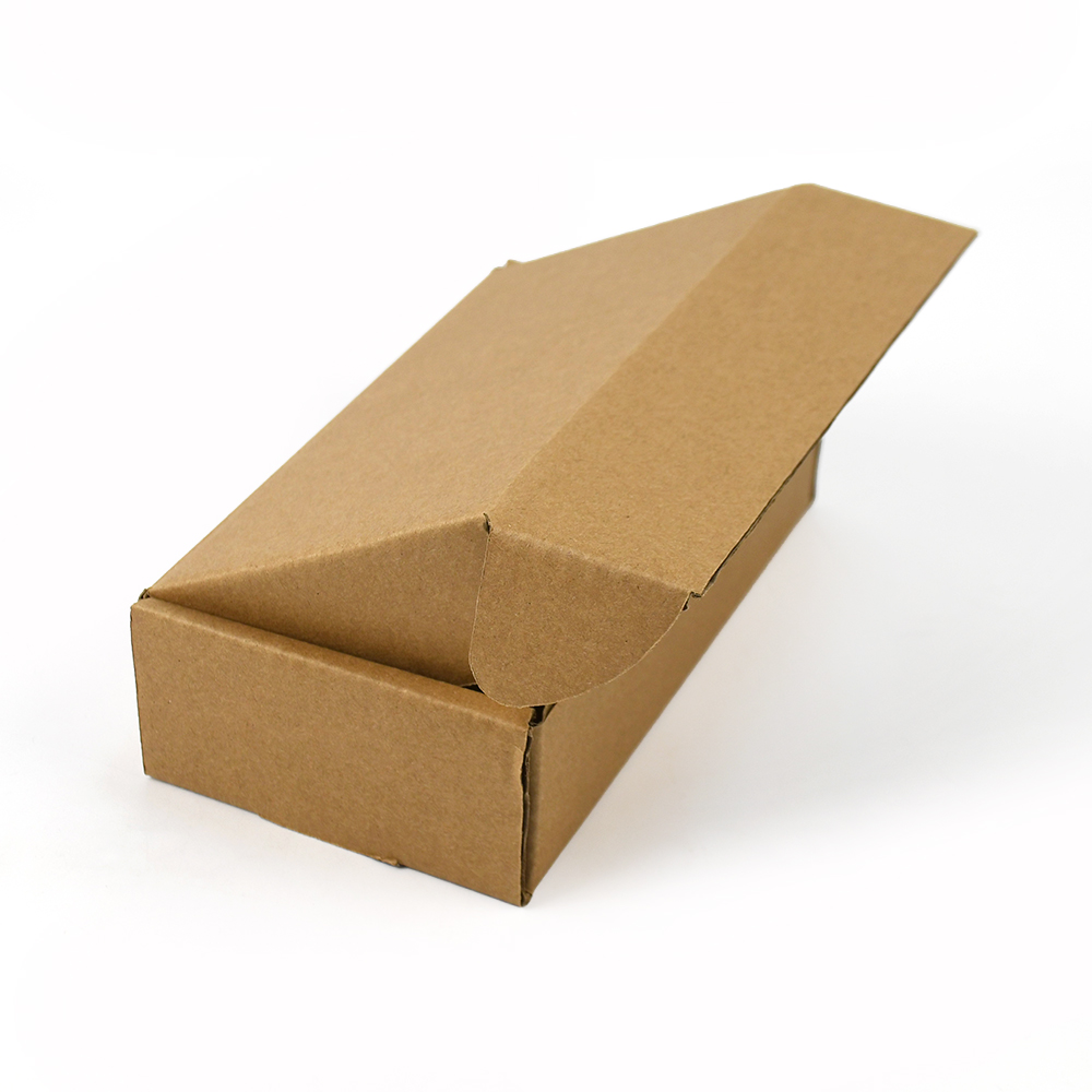 Premium Kraft Mailer Boxes for Delivery of Clothing and Shoes Color Printed Corrugated Custom Shipping Boxes