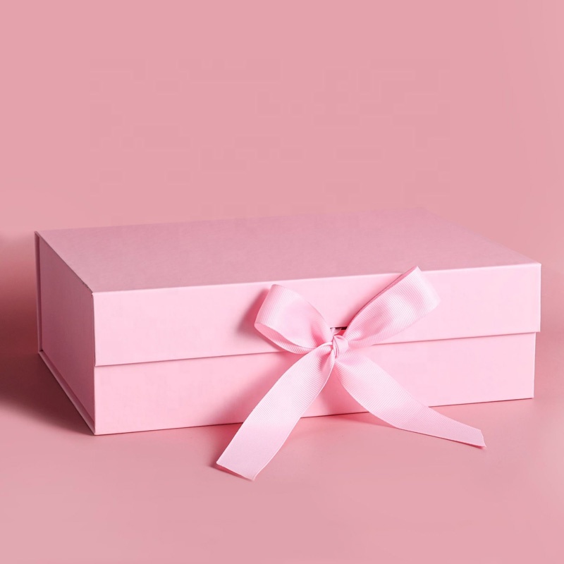 Wholesales Gift Packaging Box Magnet Foldable Clothes Paper Box with Ribbon Closure Custom Folding Storage Box