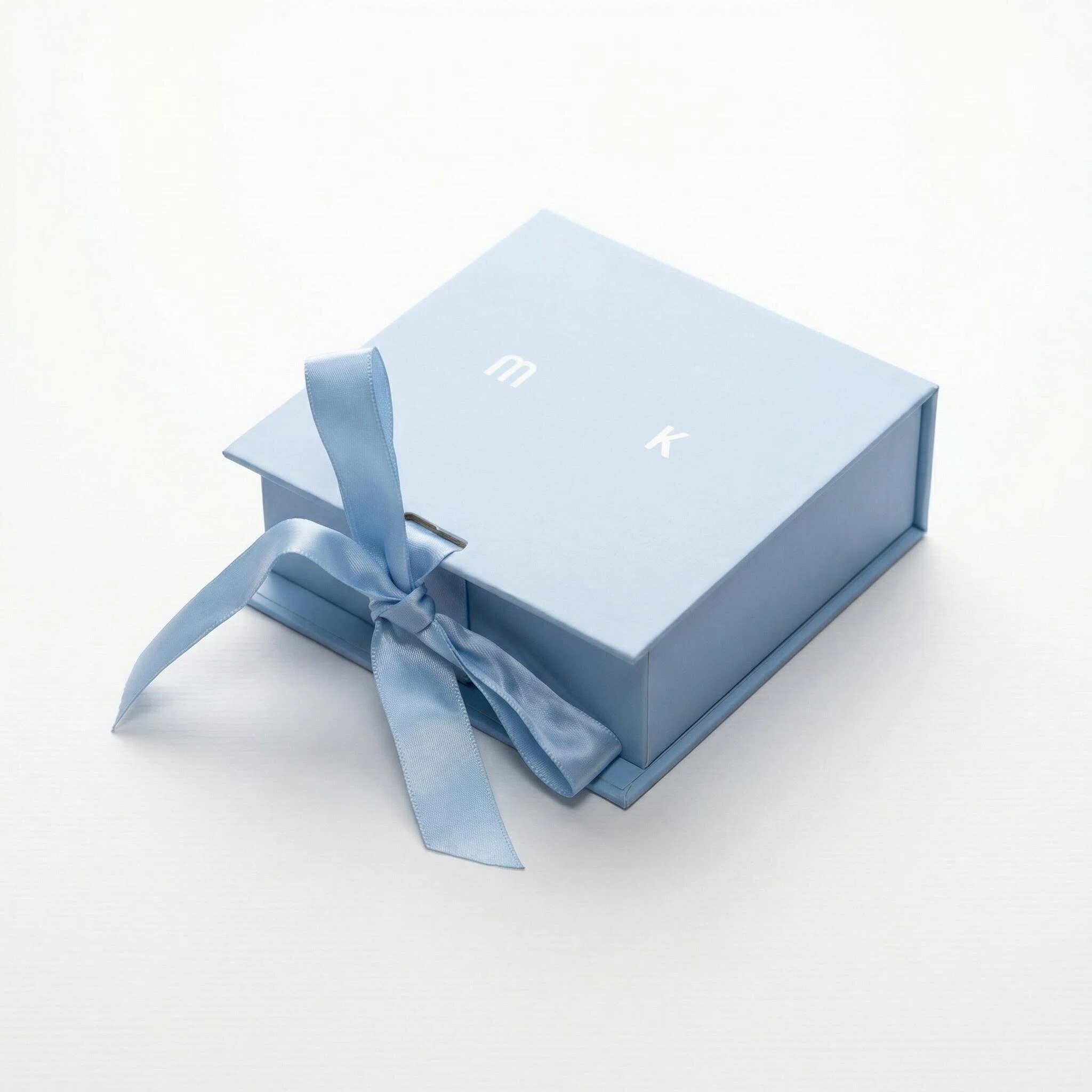 Custom Small Book Shaped Rigid Gift Box Packaging Rigid Square Gift Box Luxury Magnetic Jewelry Gift Box with Ribbon