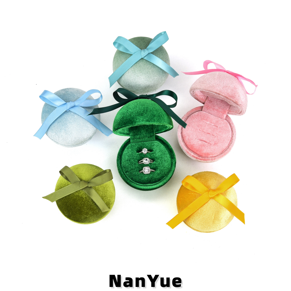 Wholesale Luxury Round Velvet Ring Box Bow Knot Wedding Engagement Proposal Jewelry Packaging Custom Logo Jewelry Storage Box