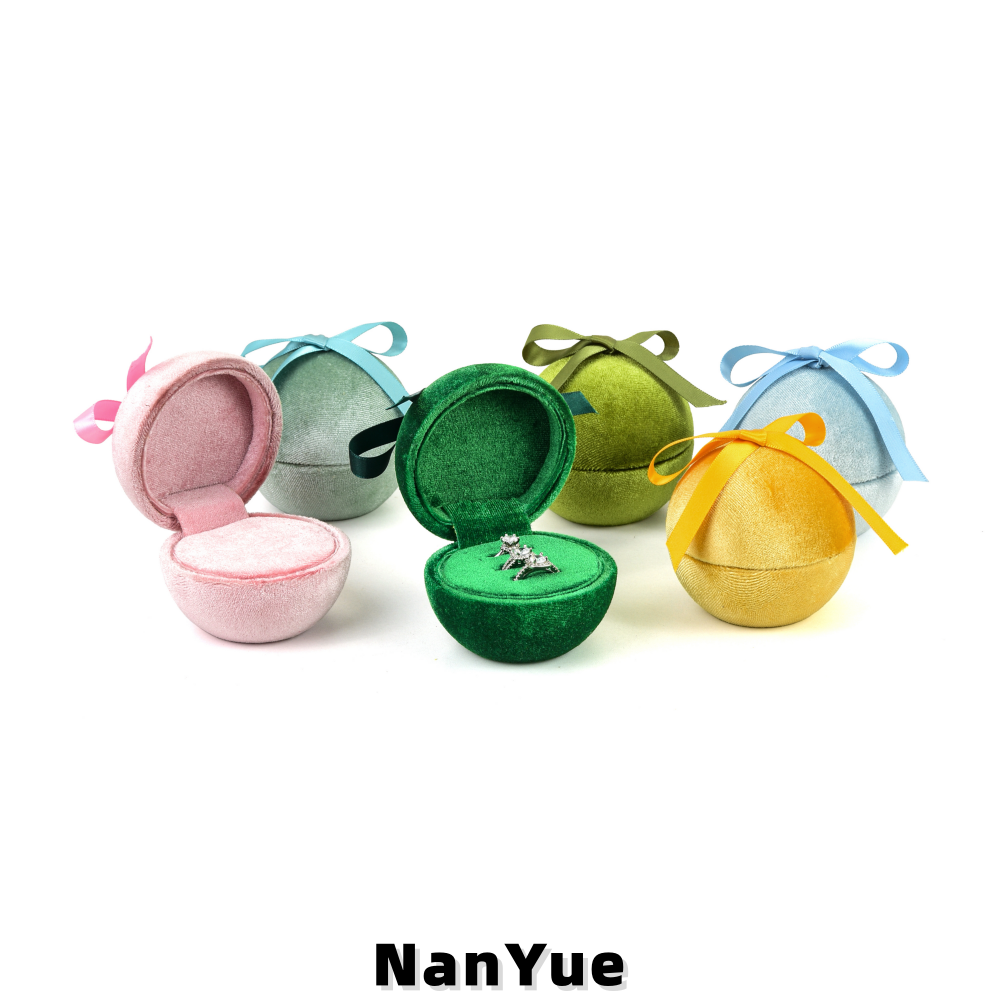 Wholesale Luxury Round Velvet Ring Box Bow Knot Wedding Engagement Proposal Jewelry Packaging Custom Logo Jewelry Storage Box
