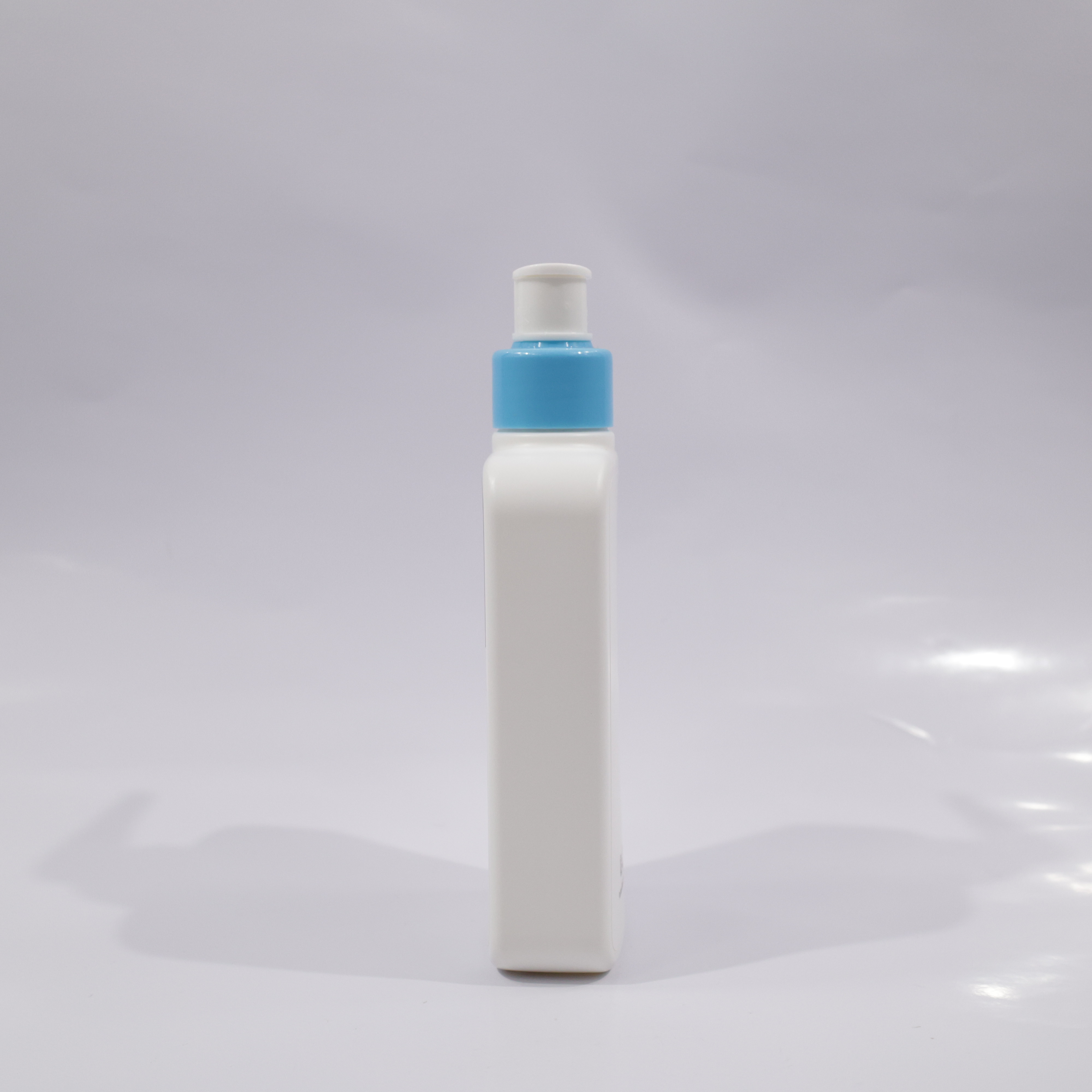 Customized ODM OEM Wholesale 2-in-1 Makeup Removing Facial Cleanser Hyaluronic Acid Cleanser