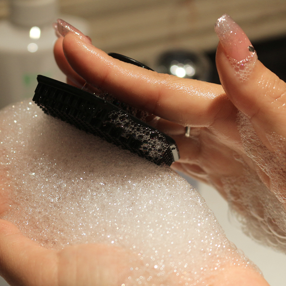Silicone facial brush 6