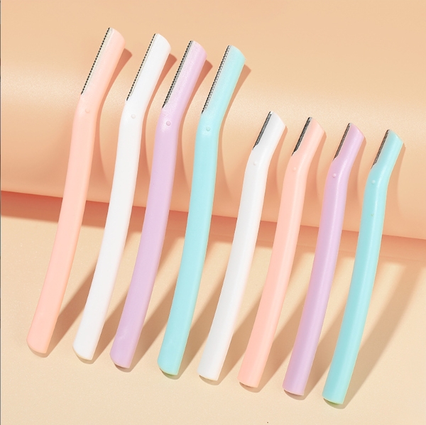Eyebrow Trimming Kit 4