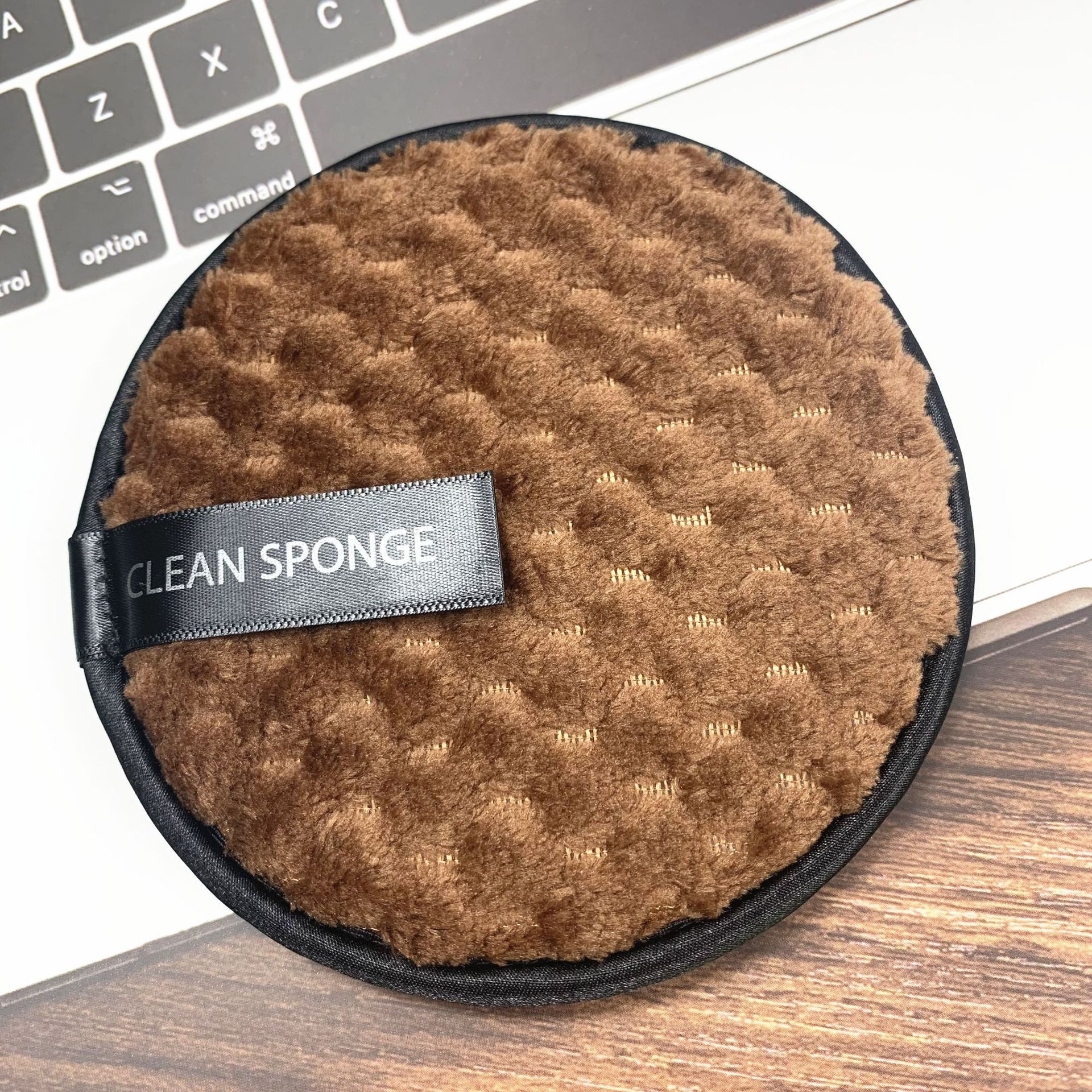 Private Label Wholesale Reusable Facial Makeup Remover Sponge Cleaning Pad Lazy Water Face Cleansing Puff