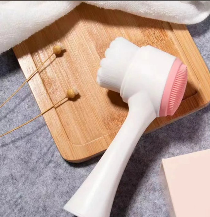 Facial Cleansing Brush View 7