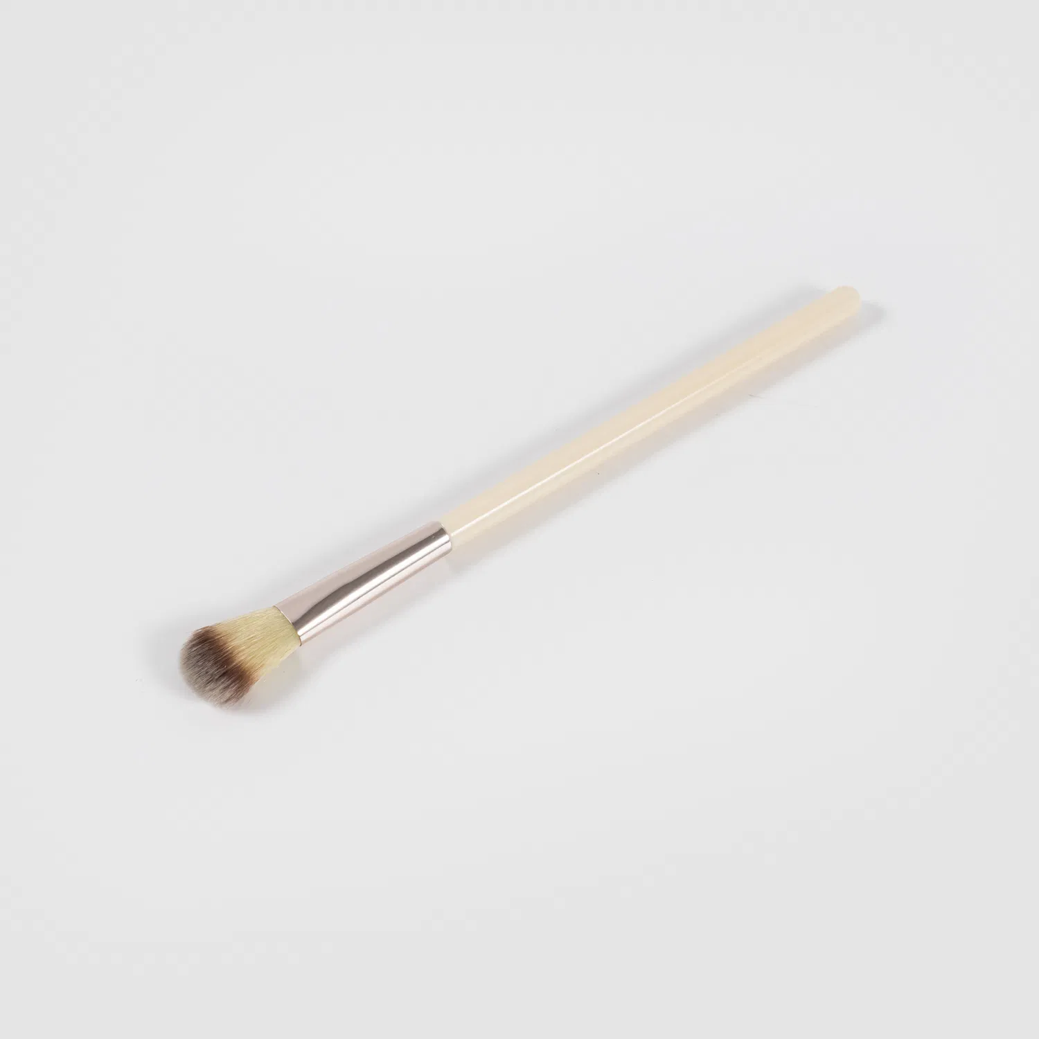 Rich Texture Quick Makeup Application Excellent Powder Grasping Light Supportive Power Makeup Brush