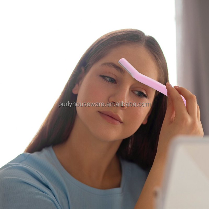 Eyebrow Razor Detail 5