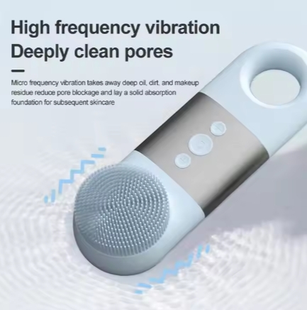 Portable Black Silicone Face Scrubber Gentle Exfoliating Pore Cleansing Tool for Smooth Radiant Skin EU Plug Type Nose Lips