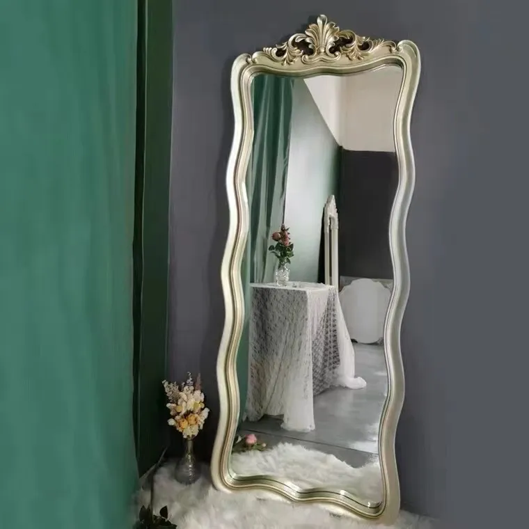 Mirror Detail 3