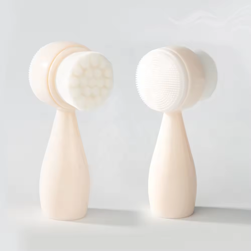 2-in-1 Multipurpose Face Pore Cleaning Scrubber Facial Cleansing Brush Beauty Supply Store Tool With Soft Use Feel