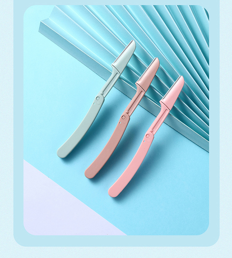 Eyebrow Trimmer Detail 6
