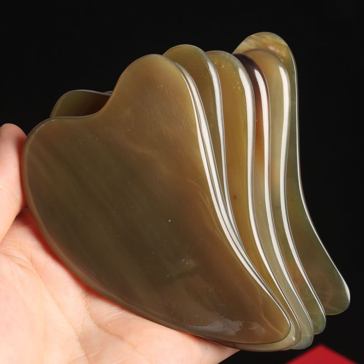 Anti Aging Skincare Ox Horn Gua Sha Scraping Board V Shape Face Lift Buffalo Horn Gua Sha Facial Tool Buffalo Horn Gua Sha