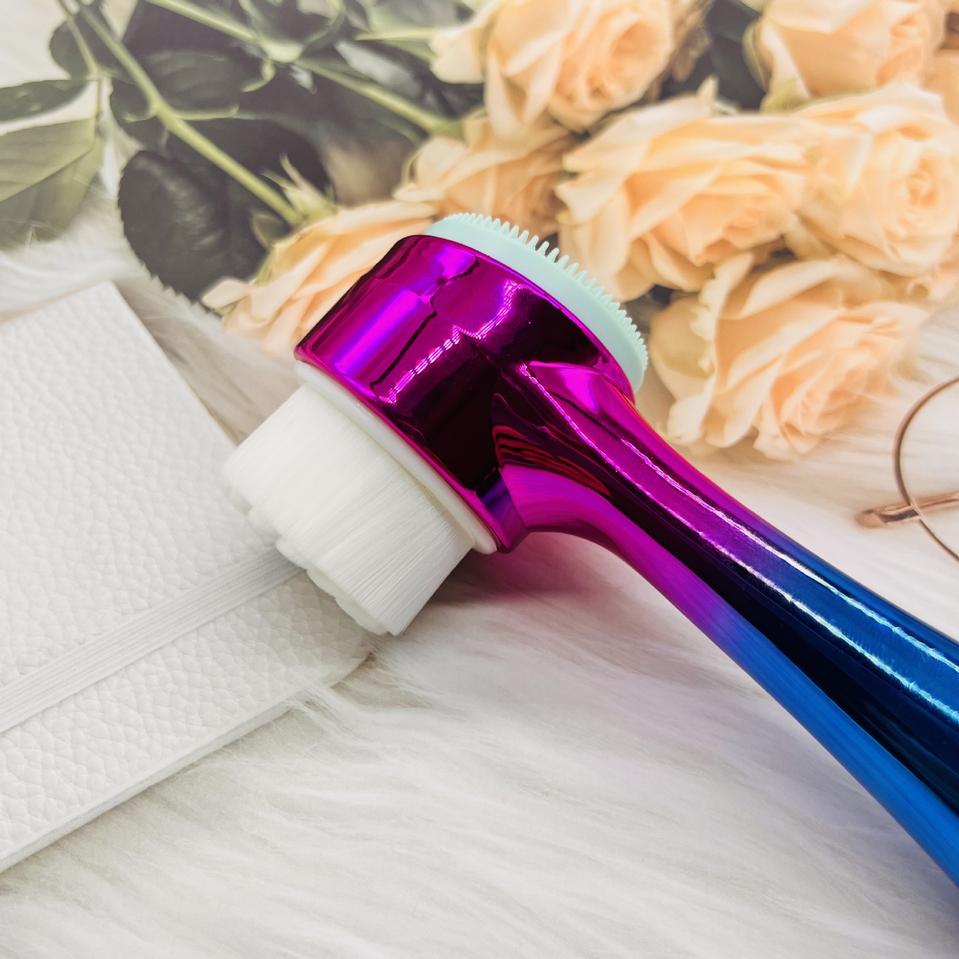 Wholesale Price Newly Style Facial Synthetic Fibre Cleansing Brush Plastic Handle Deep Cleansing Face Cleaning Soft Concealer