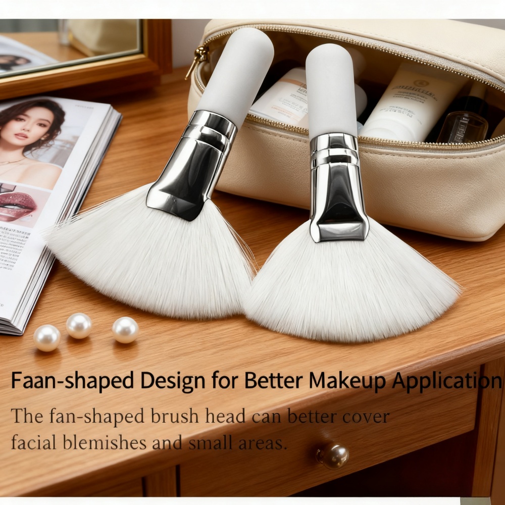 Wholesale Gentle Facial Cleansing Fan Brush Soft Synthetic Fiber Mini Wooden Handle Esthetician Tool for Women Sensitive Skin