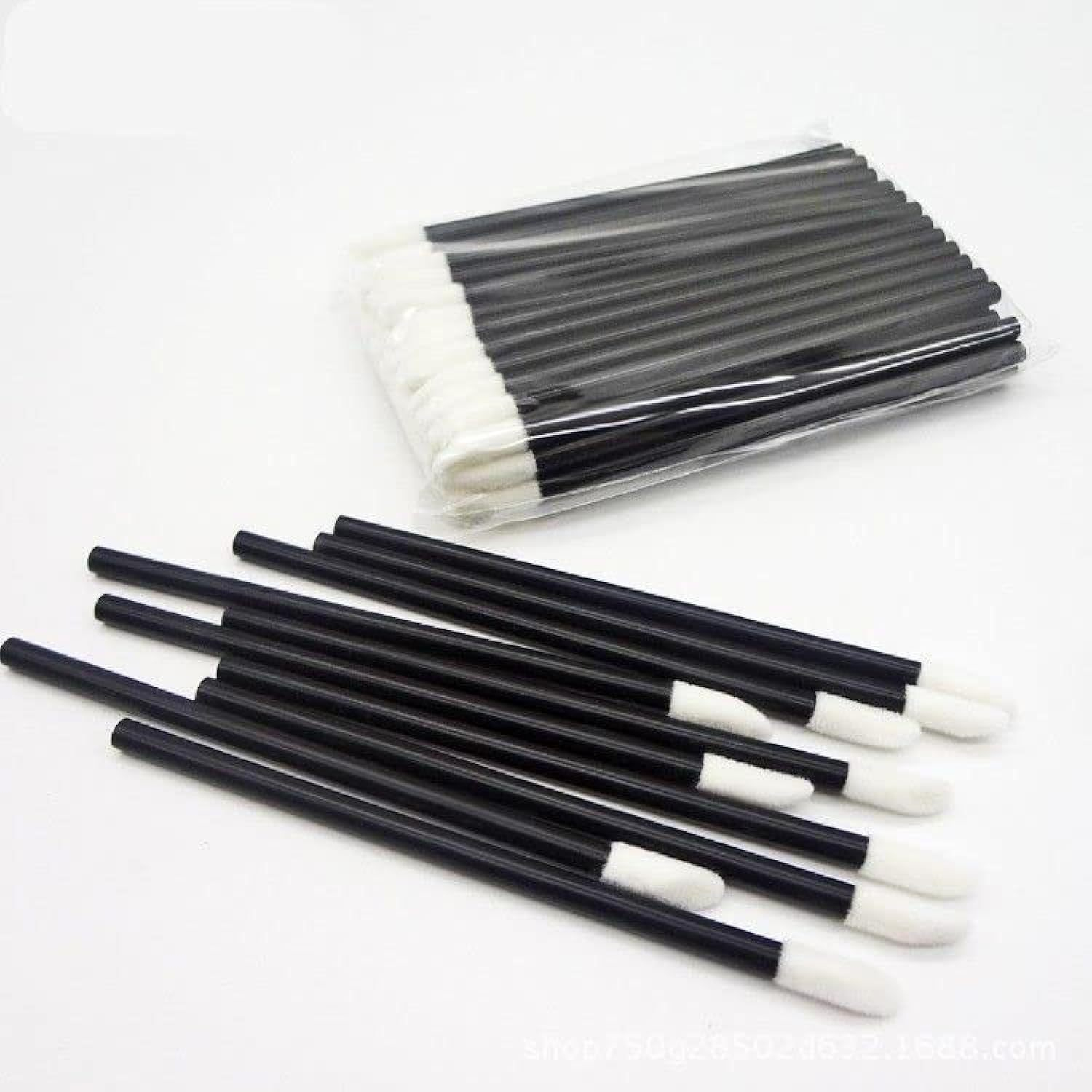 50pcs / Bag Disposable Lip Brush Transparent Lipstick Lip Gloss Stick Makeup Tool Portable Cleaning Brush Lip Gloss Applicator