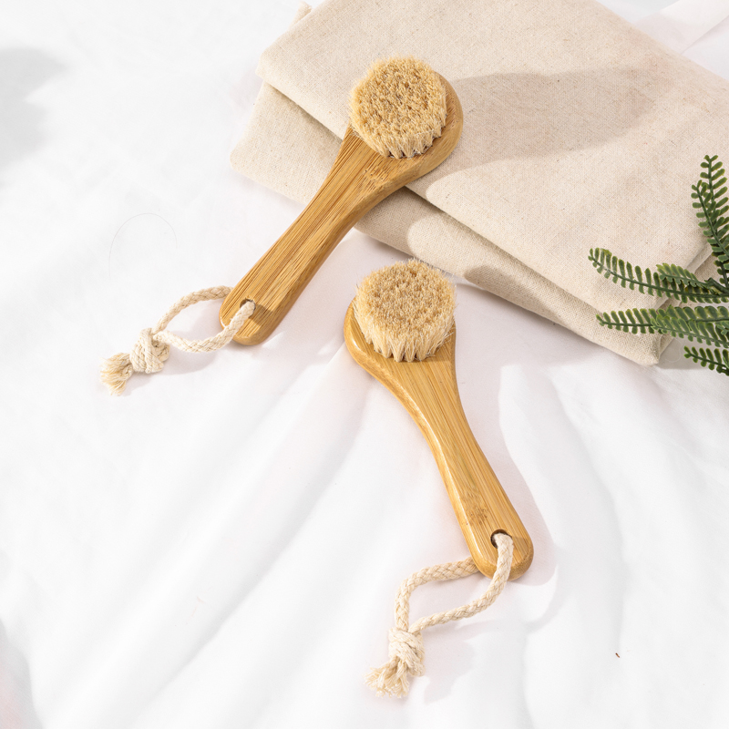 Wholesale New Product Natural Bamboo Soft Baby Wool Cleaning Brush for Bathing Exfoliating and Facial Cleaning