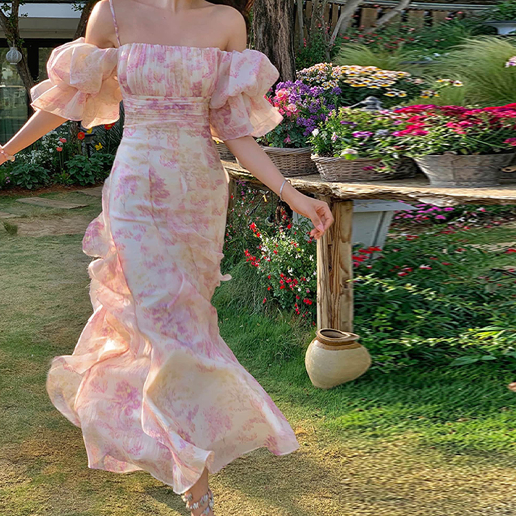 Dress Display 9