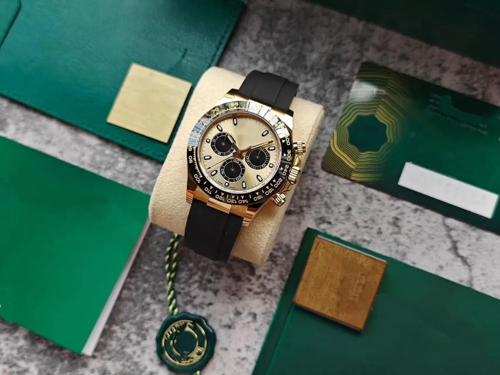 Men's Watch, Equipped with Dandong 3285 Movement, Sapphire Crystal Mirror, and Incorporating Space Mechanical Design Elements.