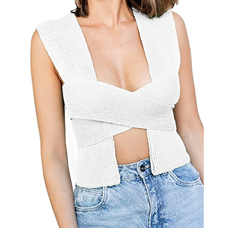 Crop Top Detail