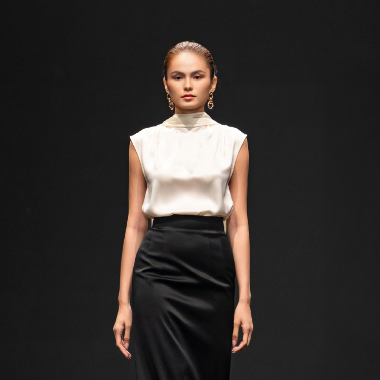 Hot Sale Women's Blouses YANNE SILK SLEEVELESS BLOUSE Sleeveless Mison Satin Fashion Women's Blouses &amp; Shirts ODM Ready To Ship