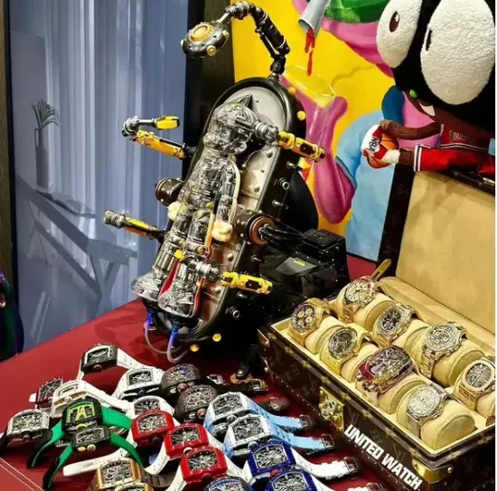 Elite Gz Series Watch for Fashion with Cloned Mechanical Heart
