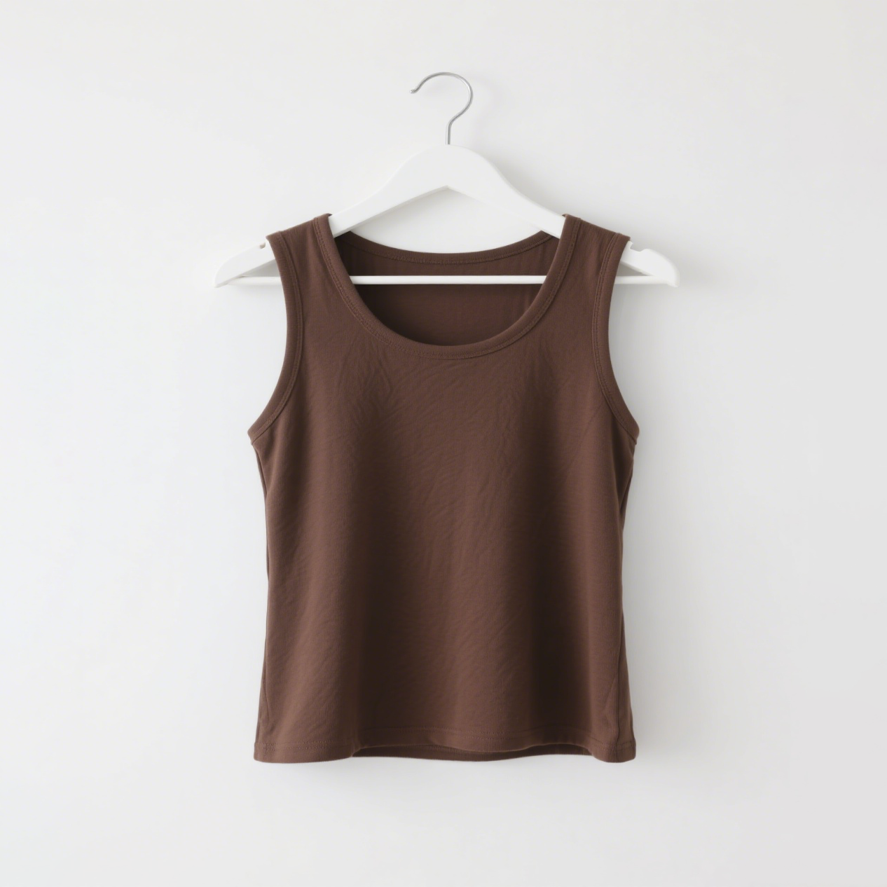 Women's Sleeveless Top Paired with a Beautiful Back Layering Top and a Base Shirt for Summer; a Halter-style Back Top