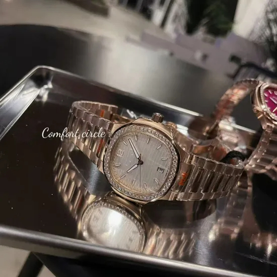 High-Performance Automatic Wristwatch for Fitness Coaches with Heart-Rate Cert