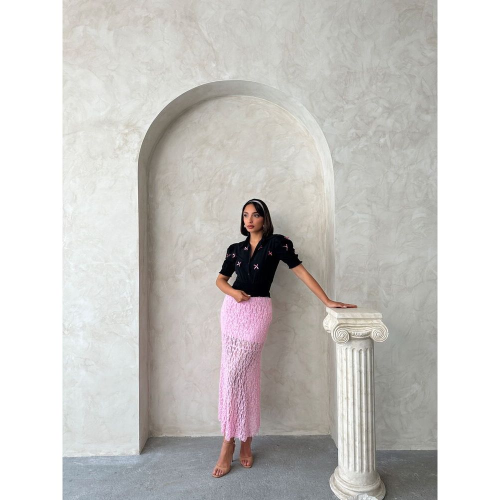 Women's Blouse - Collar Detail