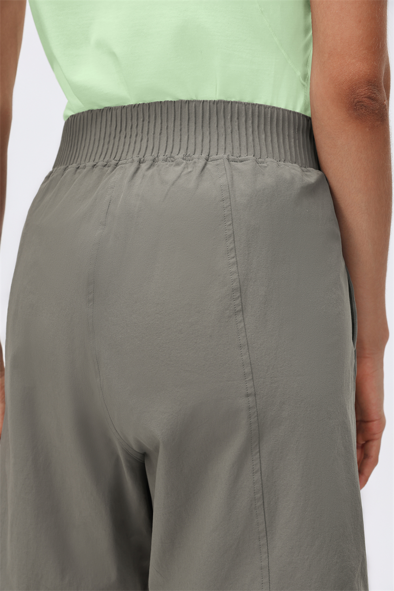 Yoga Short Pants Display 12