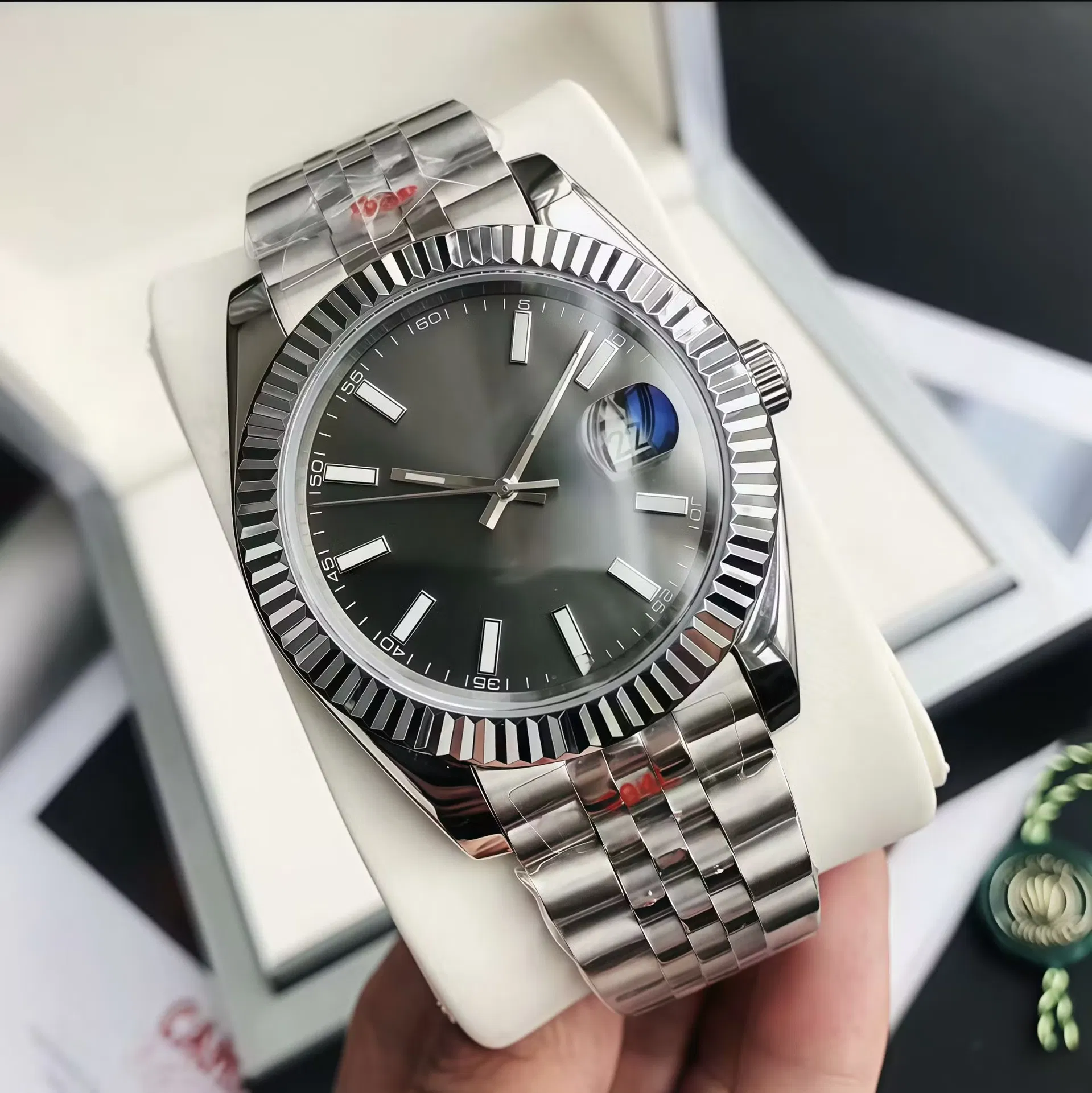 Watch Display 6