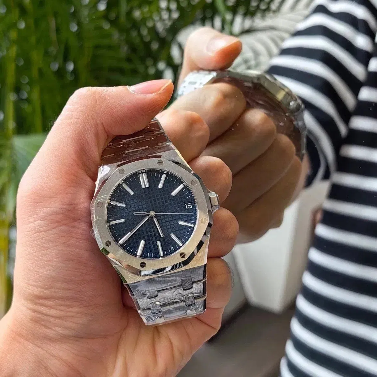 Top-Quality Automatic Mechanical Watch, 1: 1 Super Replica of The Brand's Swiss Movement, , Waterproof, Luxury Men's Business Wristwatch.