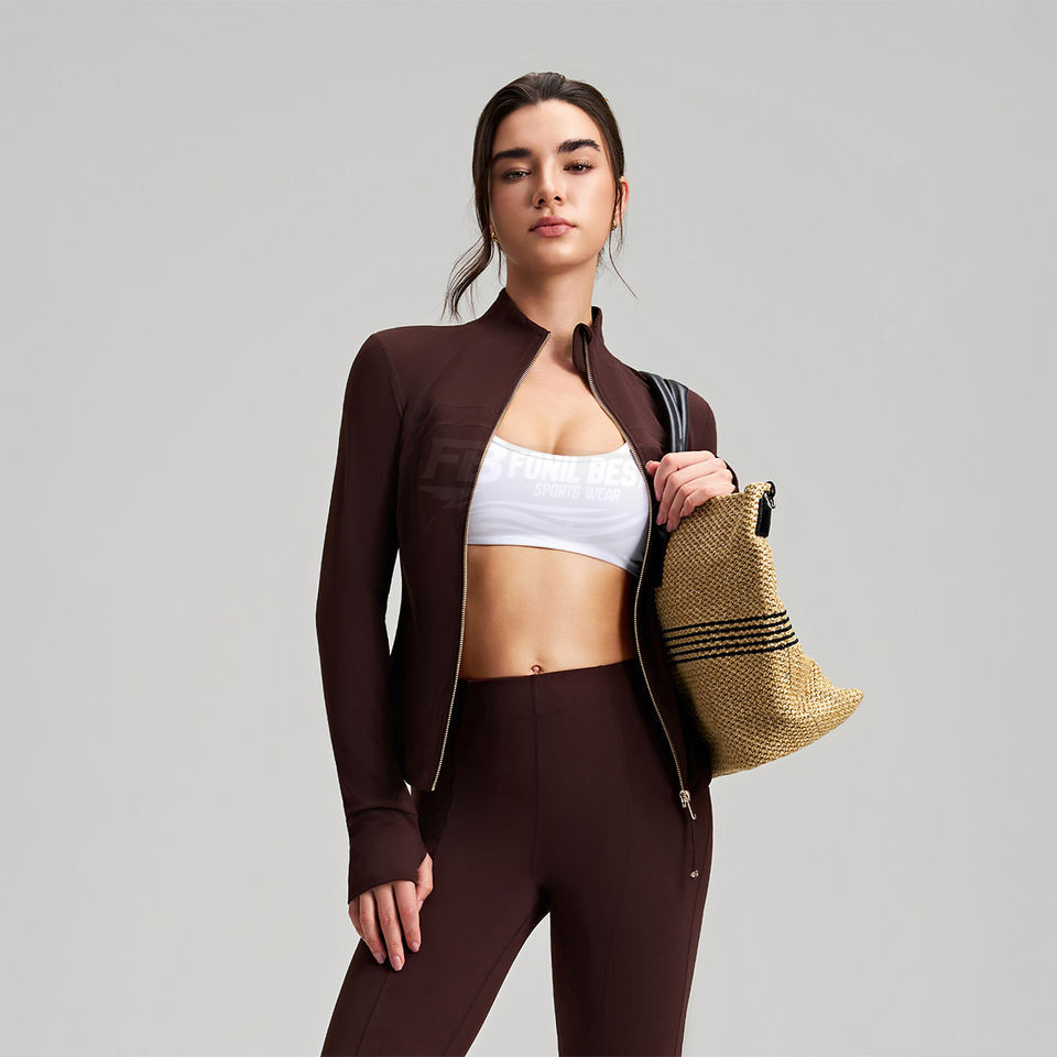 Women's Plus Size Windproof Nylon Yoga Jacket and Pants Set