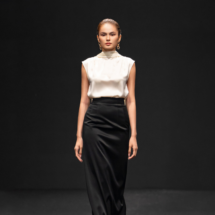 Hot Sale Women's Blouses YANNE SILK SLEEVELESS BLOUSE Sleeveless Mison Satin Fashion Women's Blouses &amp; Shirts ODM Ready To Ship