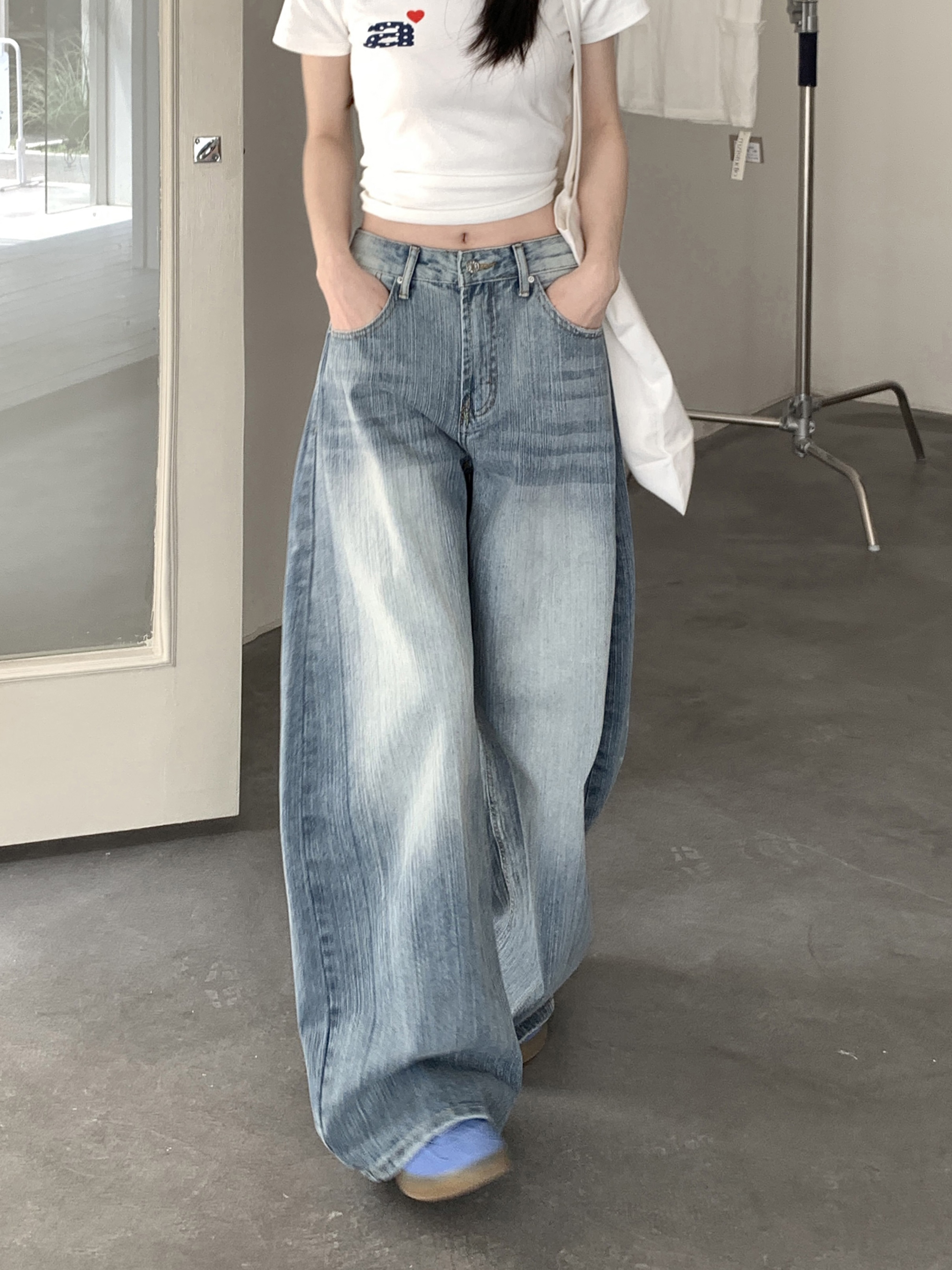 Vintage Nostalgic Machete Pants Women's High Waist All-Season Light Blue Denim Jeans Autumn Washed Loose Trousers with Wide Leg