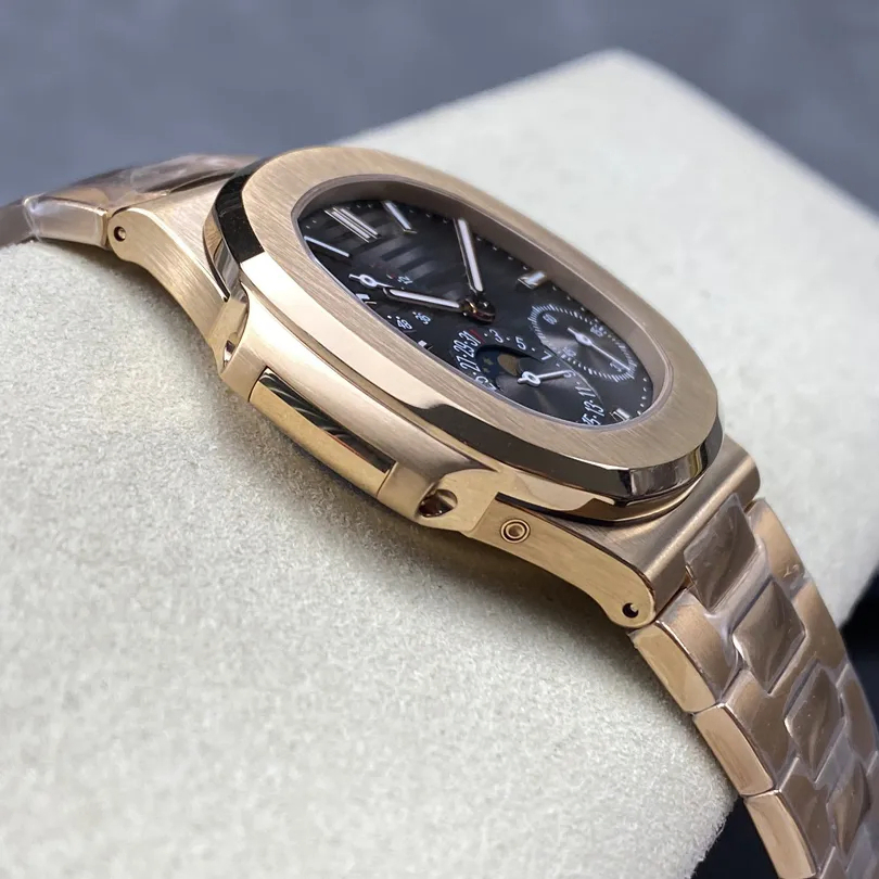 Precision Quartz Replica Watch for Students with Battery Certification