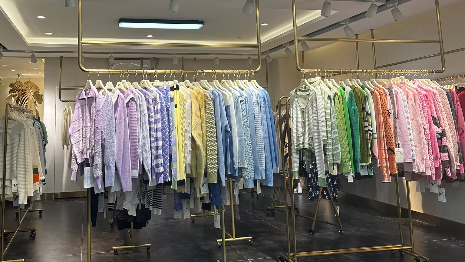 VR Showroom View
