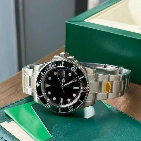 Classic Oyster-Style Watch for Daily Wear with Precise 1: 1 Dimension