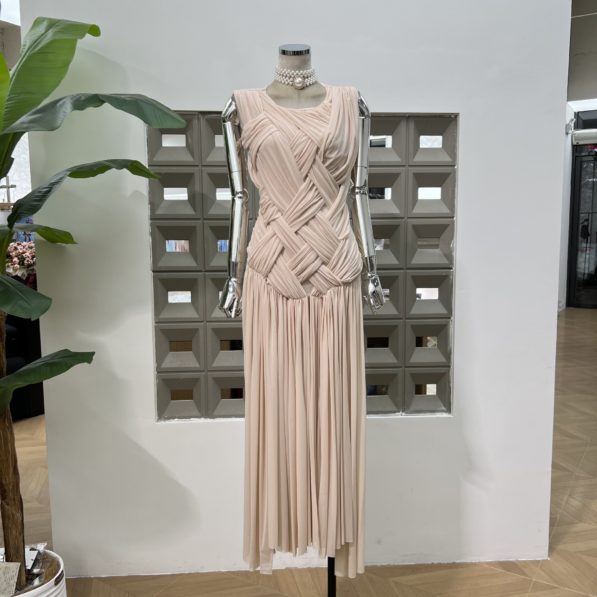 Elegant Ladies Autumn New Product Design Sense Woven Cut Slim Fit Vacation Style Slit Dress