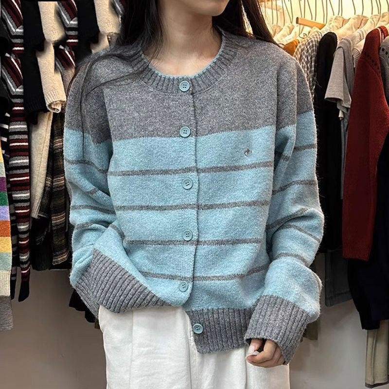 Women's Winter Korean Style Anti-Pilling Polyester/Cotton Varsity Cardigan Sweater Custom Logo O-Neck Striped Pattern Loose Fit
