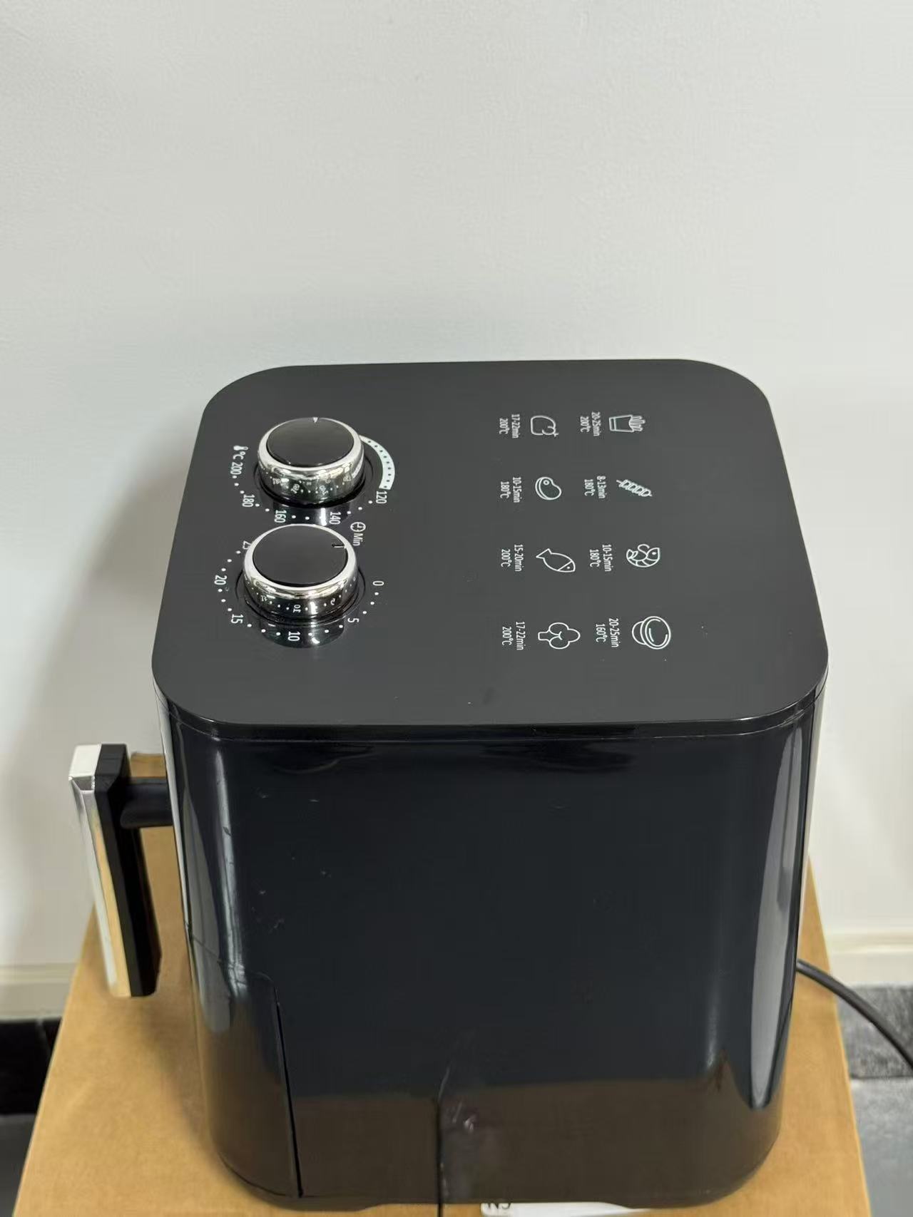 Wholesale Classic Square Plastic 3.5L Intelligent Electric Air Fryer with Mechanical Knob Control