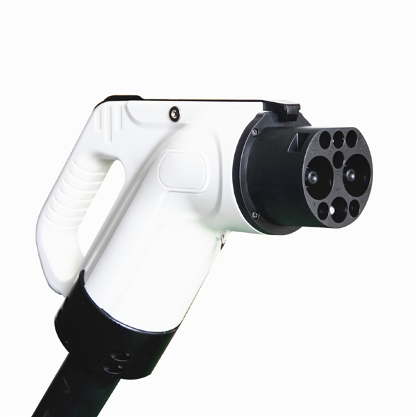 China Standard 120KW GB/T Dual Gun 250A DC Fast Charging Connector EV Charging Plug For Electric Vehicle Charging Station